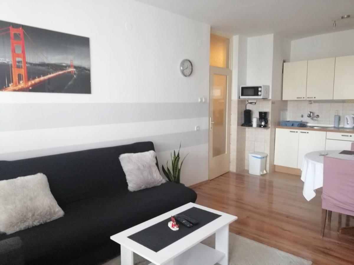 Apartman Dea Apartamento Rijeka Exterior foto